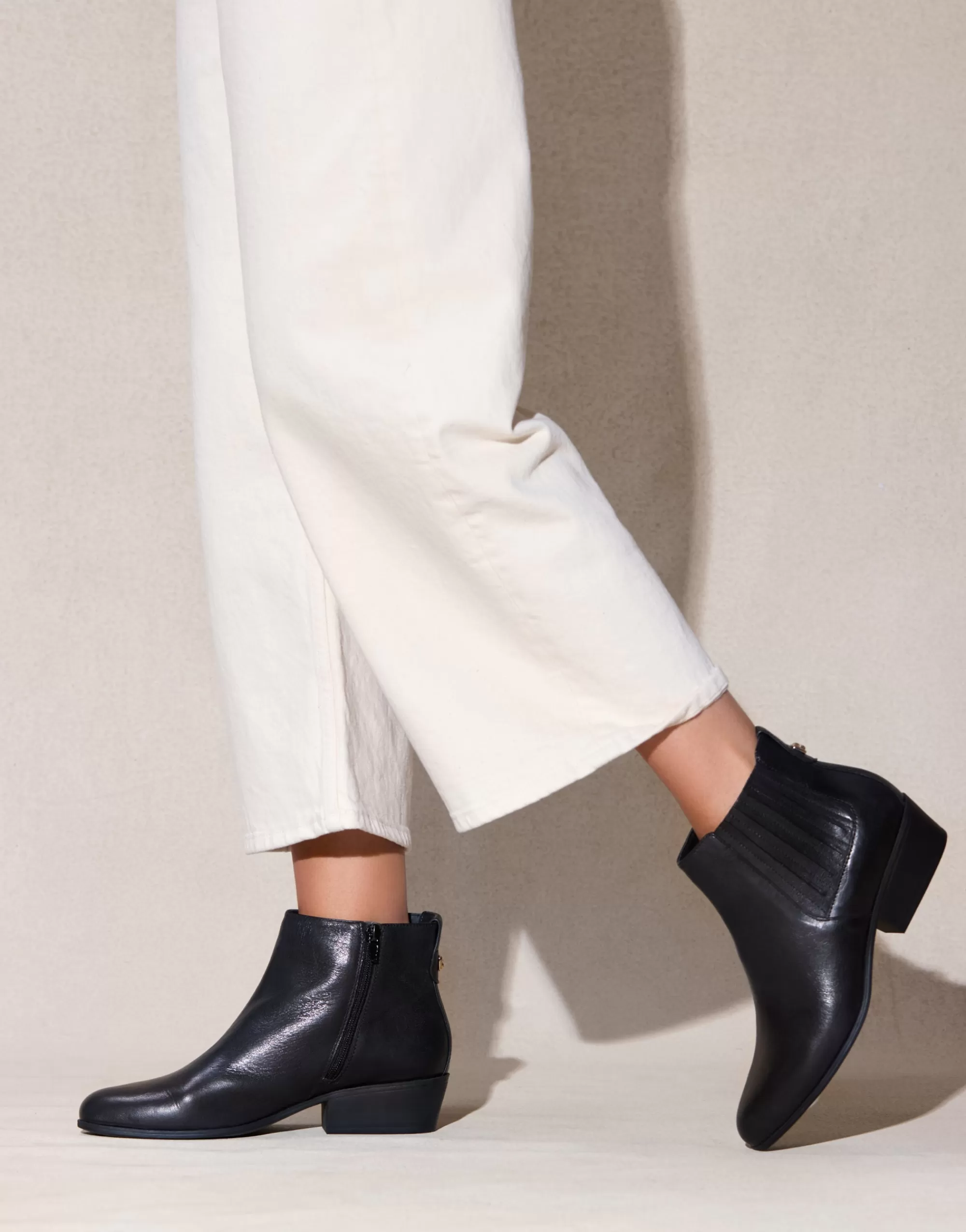 Aerosoles Heeled Boots | Ankle Boots*Comfortable Women's Covered Gore Western Ankle Bootie in Black Waxy Leather Leather
