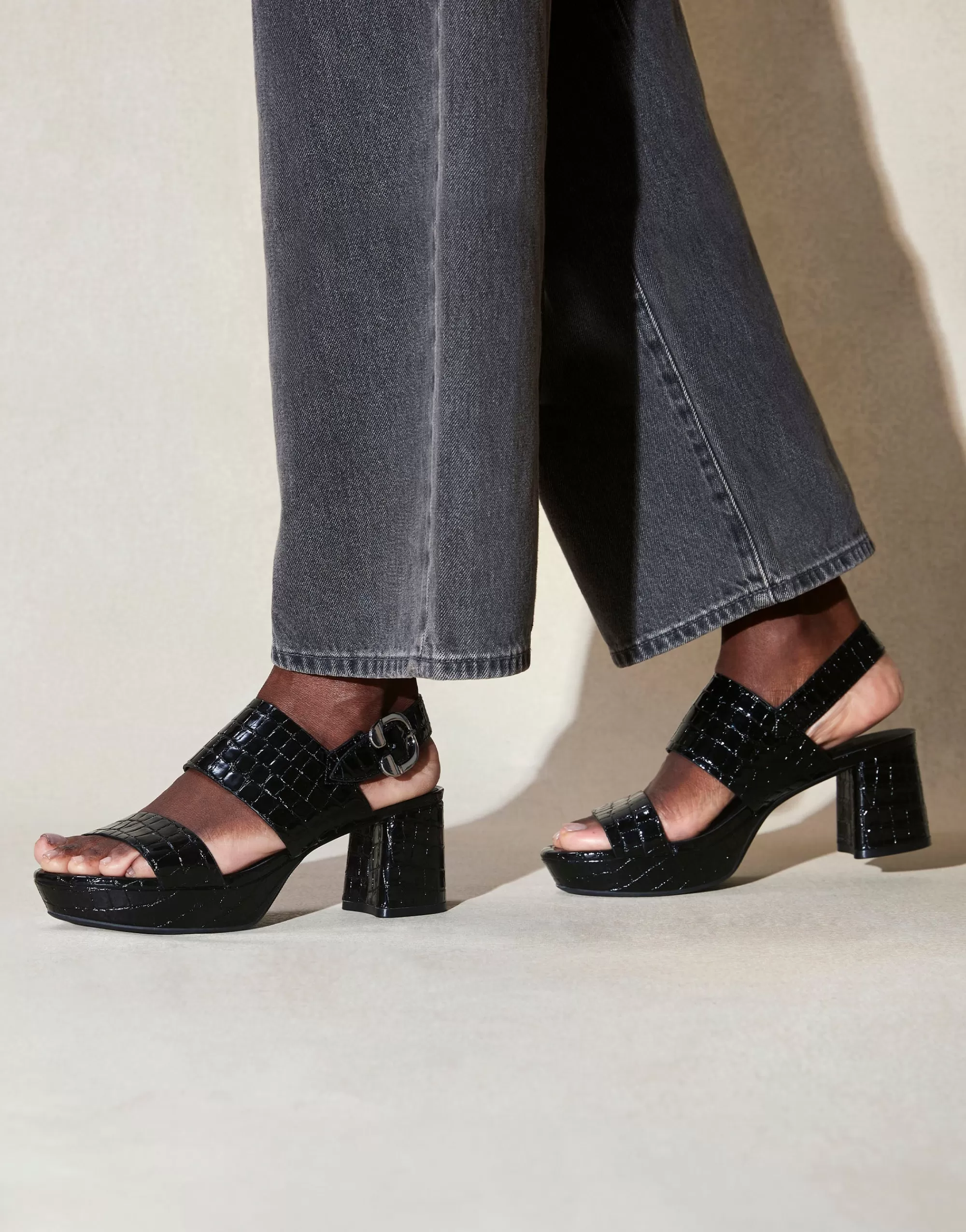 Aerosoles Platforms | Platforms*Comfortable Women's Platform Sandal in Black Jelly Croco Black Croco Faux Leather